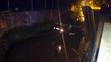 Beykozda otomobil dereye uçtu sürücü kaçtı