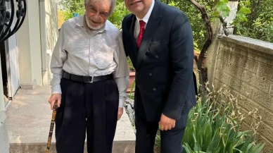 Tavşanlıda kargalar elektrik tellerini koparınca yangın çıktı