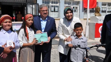 Afyonkarahisar öğrencileri yaz tatiline neşeyle başladı