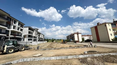 Erzincan Yunus Emre Mahallesi modern çocuk parkına kavuşuyor