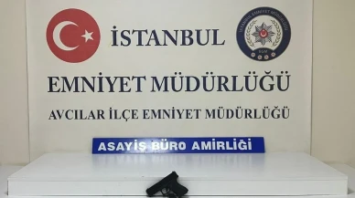 Avcılarda sokak ortasında iki kişiyi vuran yakalandı