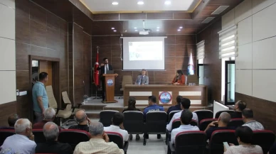 Doğru ilaç kullanımı Elazığ Sivricede masaya yatırıldı