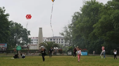 Atakum ve Çakırlar Korusunda renkli uçurtma şenliği yaşandı