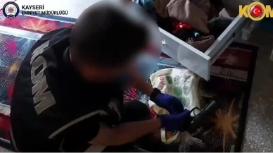 Kayseride kaçak silah satıcıları suçüstü yakalandı