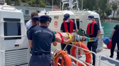 Fethiye’de Gezi Teknesinde Boğulma Tehlikesi Yaşayan Vatandaşa Tıbbi Tahliye Yapıldı