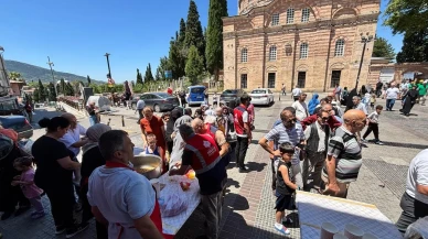 Vakıf camileri Muharrem ayında aşure geleneğini yaşatıyor