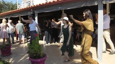 Balıkesir'de huzurevi sakinleri için eğlence etkinliği düzenlendi