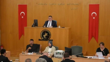 Düzce Belediye Meclisinde yeni komisyon üyeleri seçildi