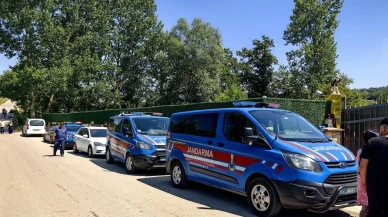 Kocaeli İzmit’te boşanma aşamasındaki kadın evinde silahla vuruldu