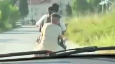 Sakarya’da Motosiklette 5 Çocuk Ve Kamyonet Kasasında Tehlikeli Yolculuk