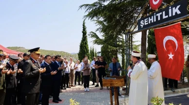 Bilecik’te 15 Temmuz Demokrasi ve Millî Birlik Günü’nde şehitlik ziyaret edildi