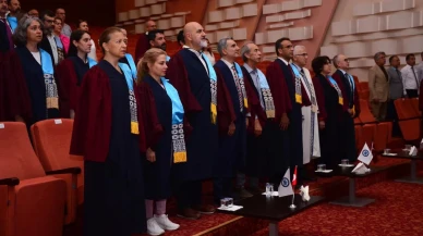 Eskişehir Osmangazi Üniversitesi'nde 15 temmuz şehitleri anma programı düzenlendi