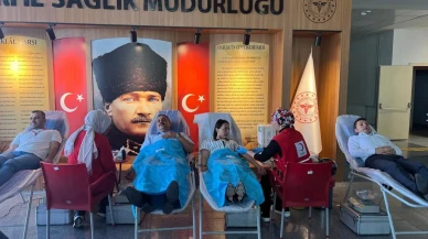 Ağrı'da Türk Kızılayı ve İl Sağlık Müdürlüğü kan bağışı kampanyası düzenledi