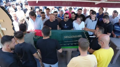 Genç güreşçi Burak Bozkurt Sındırgıda son yolculuğa çıktı