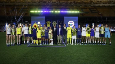 Fenerbahçe ve Adidas yeni sezon formalarını tanıttı