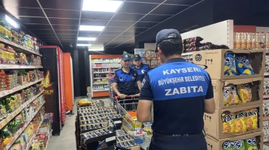 Kayseri Büyükşehir Belediyesi zabıta ekipleri marketlerde sıkı denetim yaptı