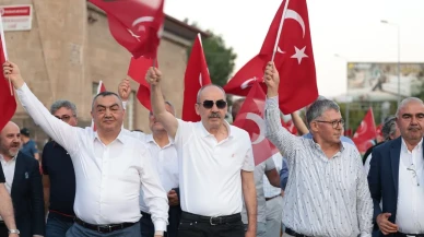 Kayseri İş Dünyası Cumhuriyet Meydanı’nda Demokrasi Çadırı Kurdu