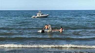 Samsun Atakumda alabora olan tekneden beş kişi kurtuldu