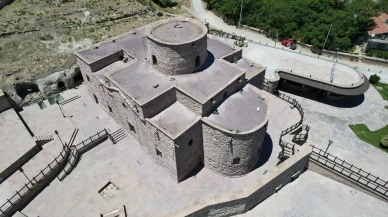 Bin yıllık Aya Elenia Kilisesi müzeye dönüştü