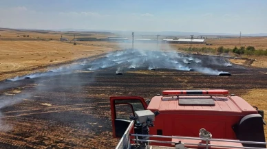 Çorum Alaca'da çıkan yangında 150 balya ve 20 dönüm tarla yandı