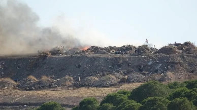 Balıkesir'in Ayvalık ilçesinde çöp depolama tesisinde yangın çıktı