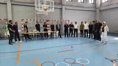 Müdür Yılmaz Kütahya gençlerini sanata spora teşvik ediyor