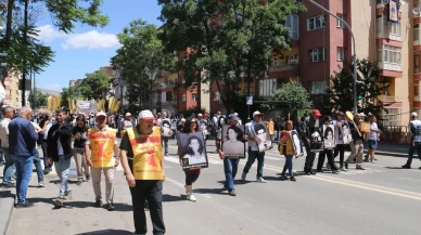 Madımak Oteli şehitleri Sivas halkıyla anıldı