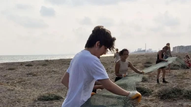 Gençler Mersin’in Kazanlı Sahilinde Kaplumbağaları Koruma Çalışmaları Yürütüyor