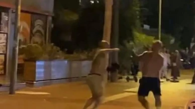 Alanya'da Rus Turistlerin Yumruklu Kavgası Cep Telefonu Kamerasında