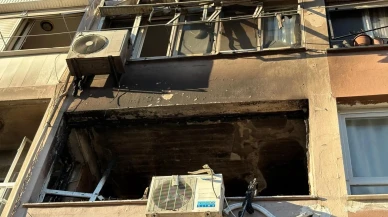 Bayraklı apartmanında yangın büyük hasara yol açtı