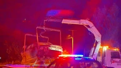 Muğla’nın Menteşe İlçesinde Çukura Düşen Otomobilde Dört Kişi Yaralandı