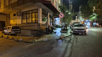 Küçükçekmece'de gence silahlı saldırı anları kamerada