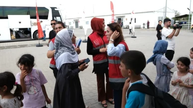 Adana'dan 691 Suriyeli Gönüllü Geri Dönüş Merkezi'nde ülkelerine döndü
