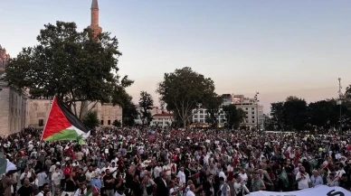 İstanbul'da Gazze'ye Umut Işığı Ol yürüyüşü düzenlendi