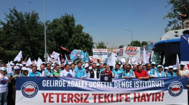 Memur-Sen Çalışma Bakanlığı önünde toplu sözleşme eylemi düzenledi