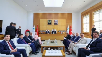 Sağlık Bakanı Kemal Memişoğlu Sakarya’da sağlık yatırımlarını değerlendirdi