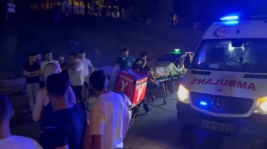 Bayrampaşa'da alkollü sürücü kamyonete çarparak 3 kişiyi yaraladı