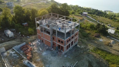 Türkeli’de Cami ve Yatılı Hafızlık Kursu Projesi Kaba İnşaatı Tamamlanıyor