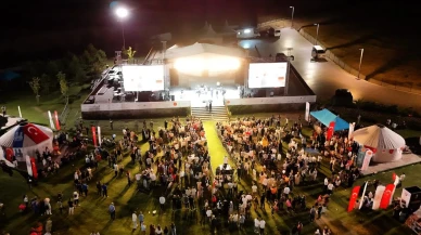 İsmail Altunsaray Malazgirt Zaferi Etkinliklerinde Ahlat’ta Konser Verdi