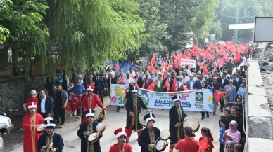 Osmaniye'de Zorkun Yaylası Çocuk Şenliği kortej yürüyüşüyle başladı