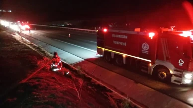 Balıkesir Otoyolunda Yanan Tır Ot Yangınına Neden Oldu