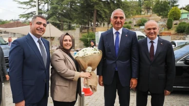 Bakan Ersoy Düzce’de Konuralp Antik Kenti’ni ziyaret etti