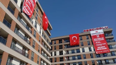 Bursa Büyükşehir Belediyesi Akpınar kentsel dönüşüm projesinde ilk anahtarları teslim etti