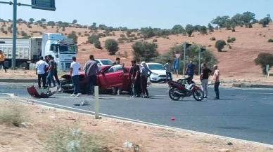 Mardin’de Tır Ile Otomobil Çarpıştı İki Yaralı Hastaneye Sevk Edildi