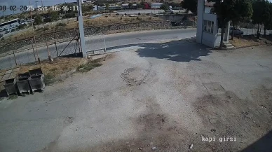 Manisa Kula'da otomobil ile otobüs çarpıştı iki kişi hayatını kaybetti