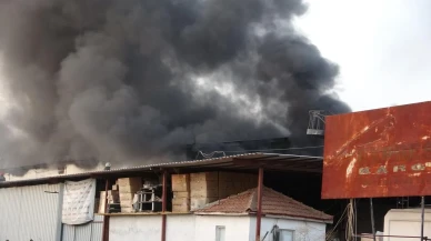 Antalya'da otel ekipmanları deposunda yangın çıktı çalışanlar gözyaşlarına hakim olamadı