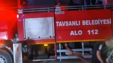 Kütahya’nın Tavşanlı ilçesinde yangında dört ev kullanılamaz hale geldi