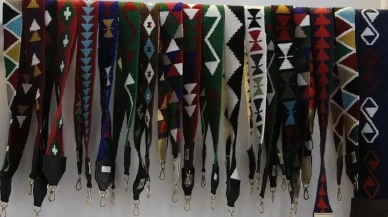 Van Kilim Motifleri Hediyelik Eşyalara Modern Tasarımlarla Yansıtıldı