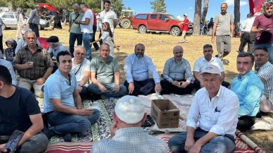 Gediz'de vatandaşlar kuraklık için yağmur duasına katıldı