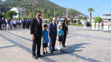 Fethiye'de İlköğretim Haftası Beşkaza Meydanı'nda törenle kutlandı.
